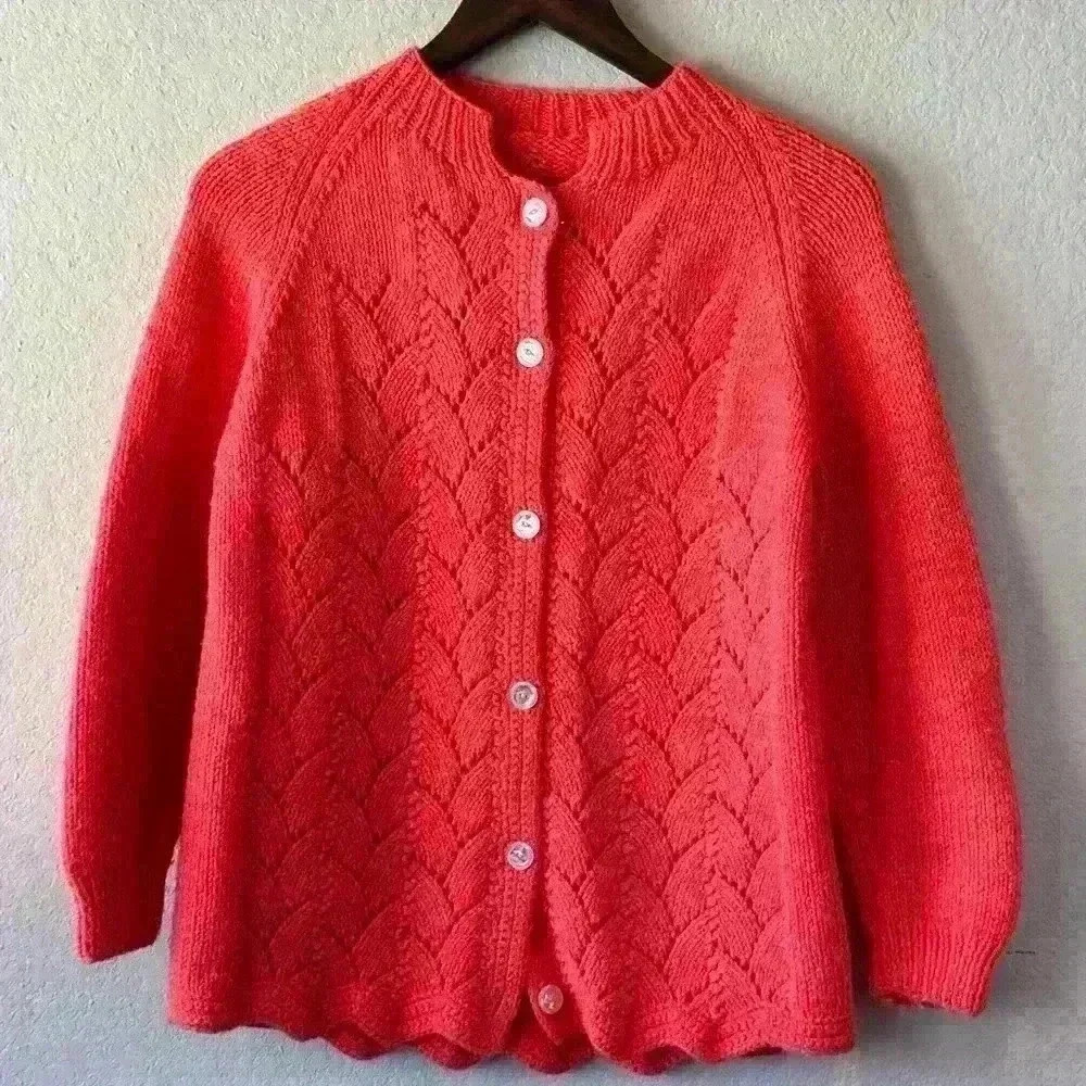 Women’s Textured Cable Knit Cardigan‎ Coral Unbranded and No Tag Cottagecore